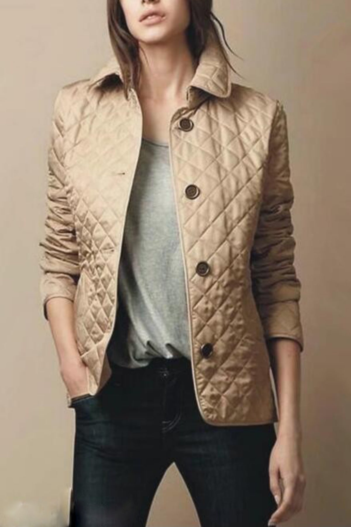 Ava Veste Matelassée Femme – Veste Élégante et Confortable avec Coupe Ajustée