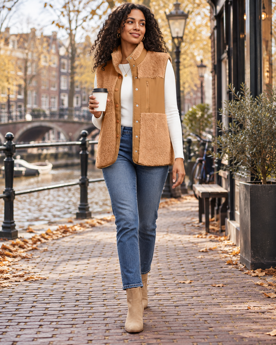 Xandra Gilet femme en polaire sherpa à boutons-pression, col montant et poche zippée