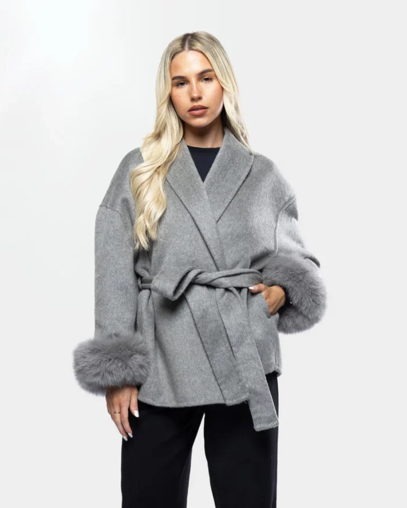 Solène Manteau Mujer Elegante – Chaqueta Larga de Invierno con Mangas de Piel Sintética y Cinturón