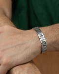 Beckett Bracelet Homme – Bracelet en Acier Inoxydable Motif Piqué Fermoir Pression