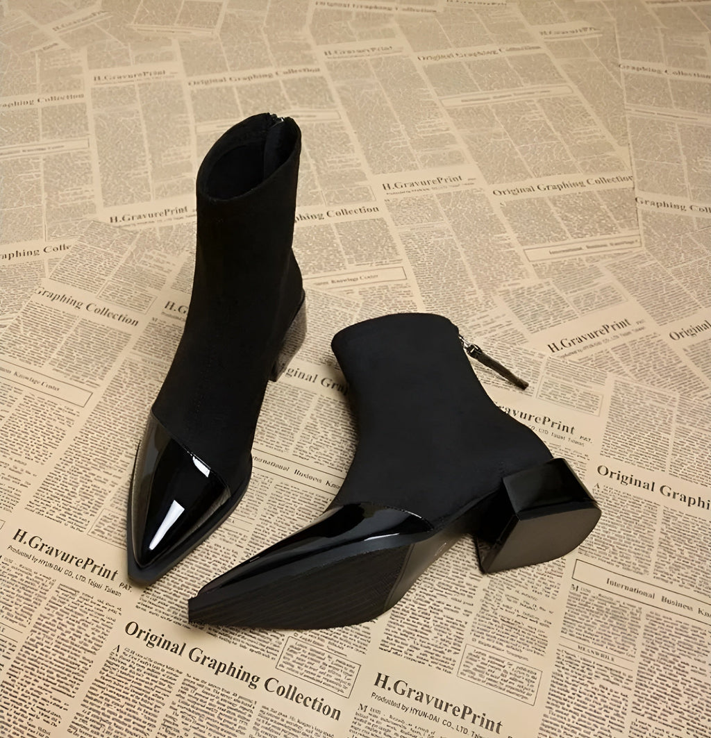 Vanessa Bottines Femme en Daim – Bottines Élégantes avec Détails Vernis et Talon Bloc Confortable