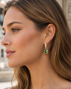Genevieve Orecchini Donna – Mini Cerchi Dorati Zircone Verde Taglio Pera e Cristalli