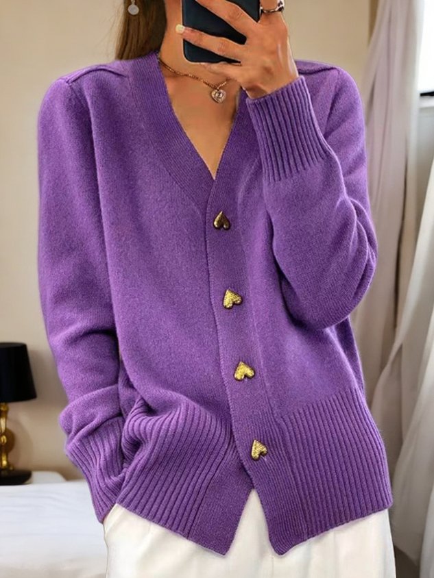 Megan Gilet Femme en Maille – Cardigan Élégant avec Boutons Cœur et Coupe Confortable